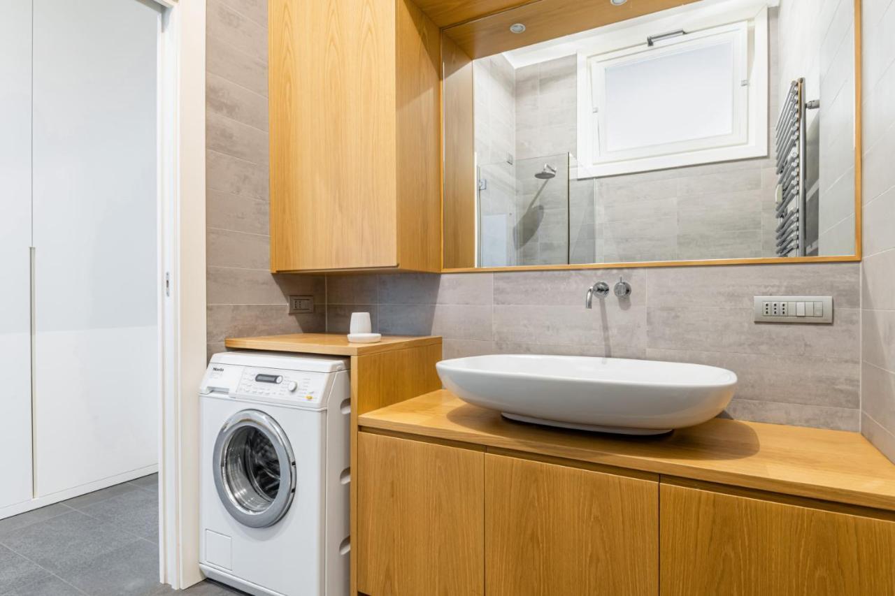 Easylife - Elegante Dimora Due Passi Dal Duomo Apartment Milano Ngoại thất bức ảnh