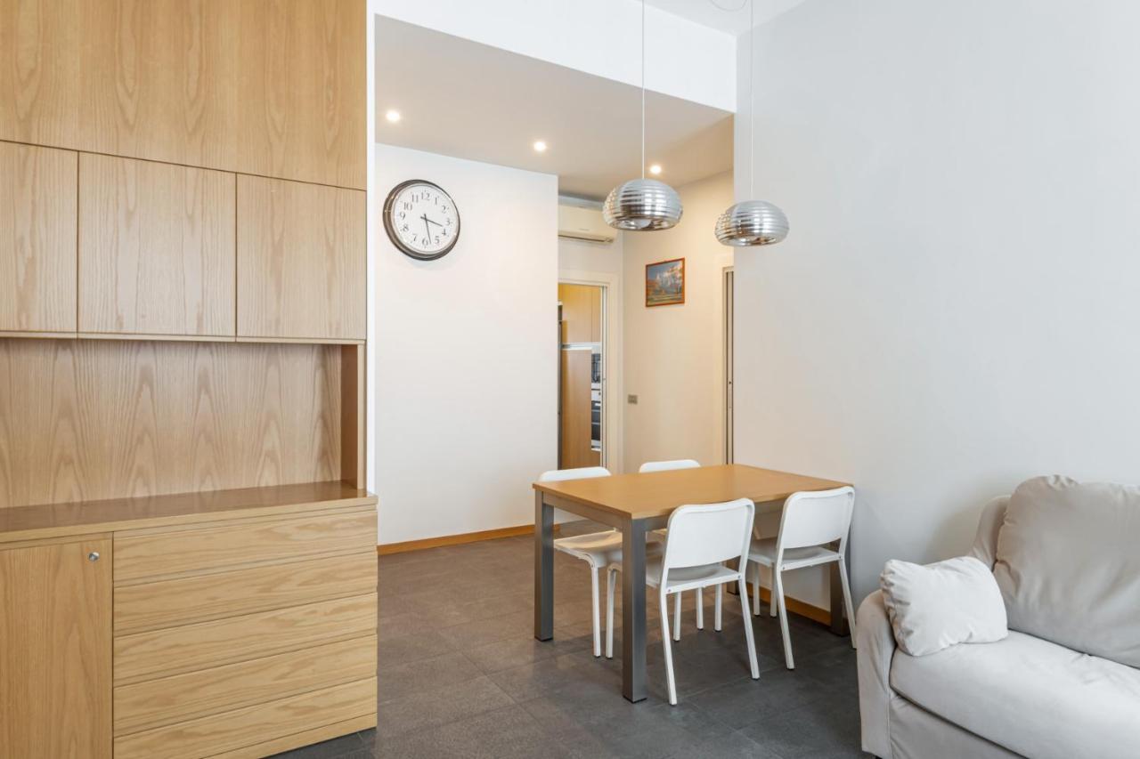 Easylife - Elegante Dimora Due Passi Dal Duomo Apartment Milano Ngoại thất bức ảnh